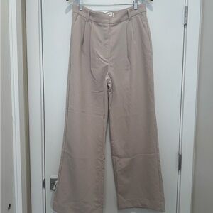 NWT Signature A&F Sloane Tailored Pant